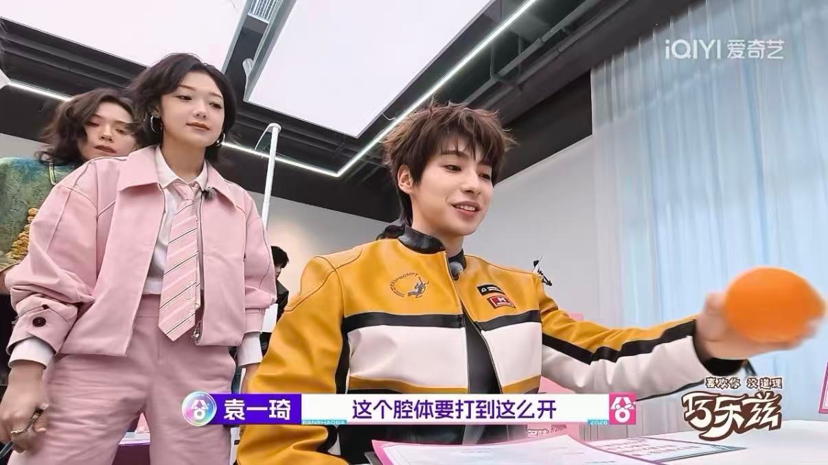 颜安张嘴只有对胜利的渴望超燃青春的合唱 谁懂啊颜安一开口气场直接拉满，浑身都是挡