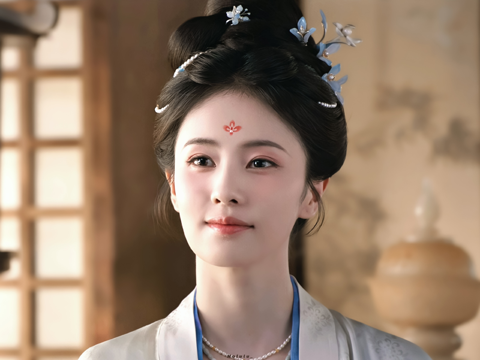 白鹿  💖💓“花在骄阳下盛开 我的爱永远为你而敞开.”🩰🎨“晚霞洒遍鲜花