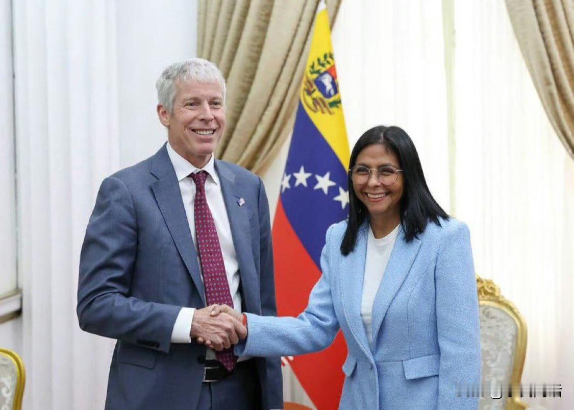 只有美帝能把“欺负人”演绎的如此高大上！[偷笑]
美国能源部长赖特向美国全国广播