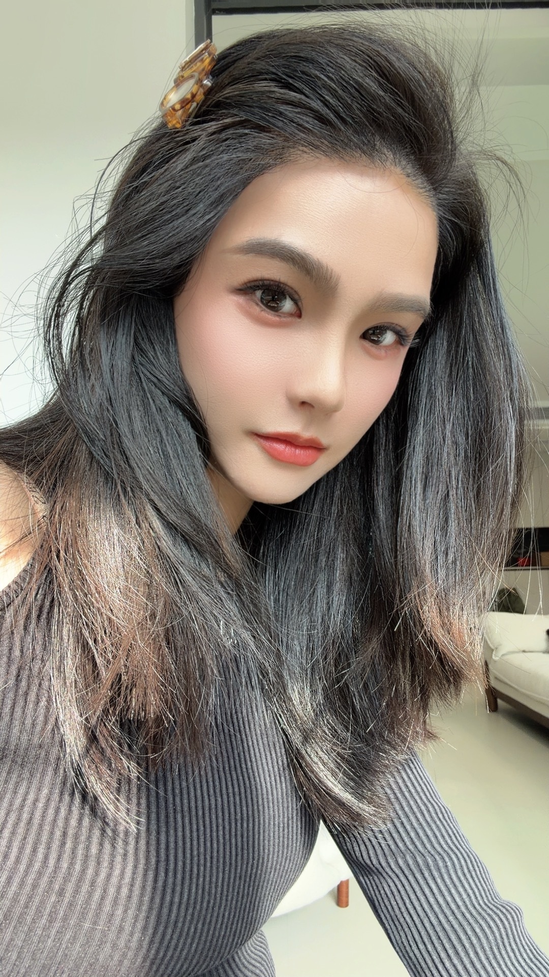 剪短了头发，然后就……炸毛了！像个金毛小狮子不？ 合肥