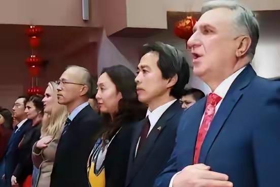 震撼！乌克兰科学家来华第一要求：先恢复党员身份，待遇排第二

    一段鲜为人