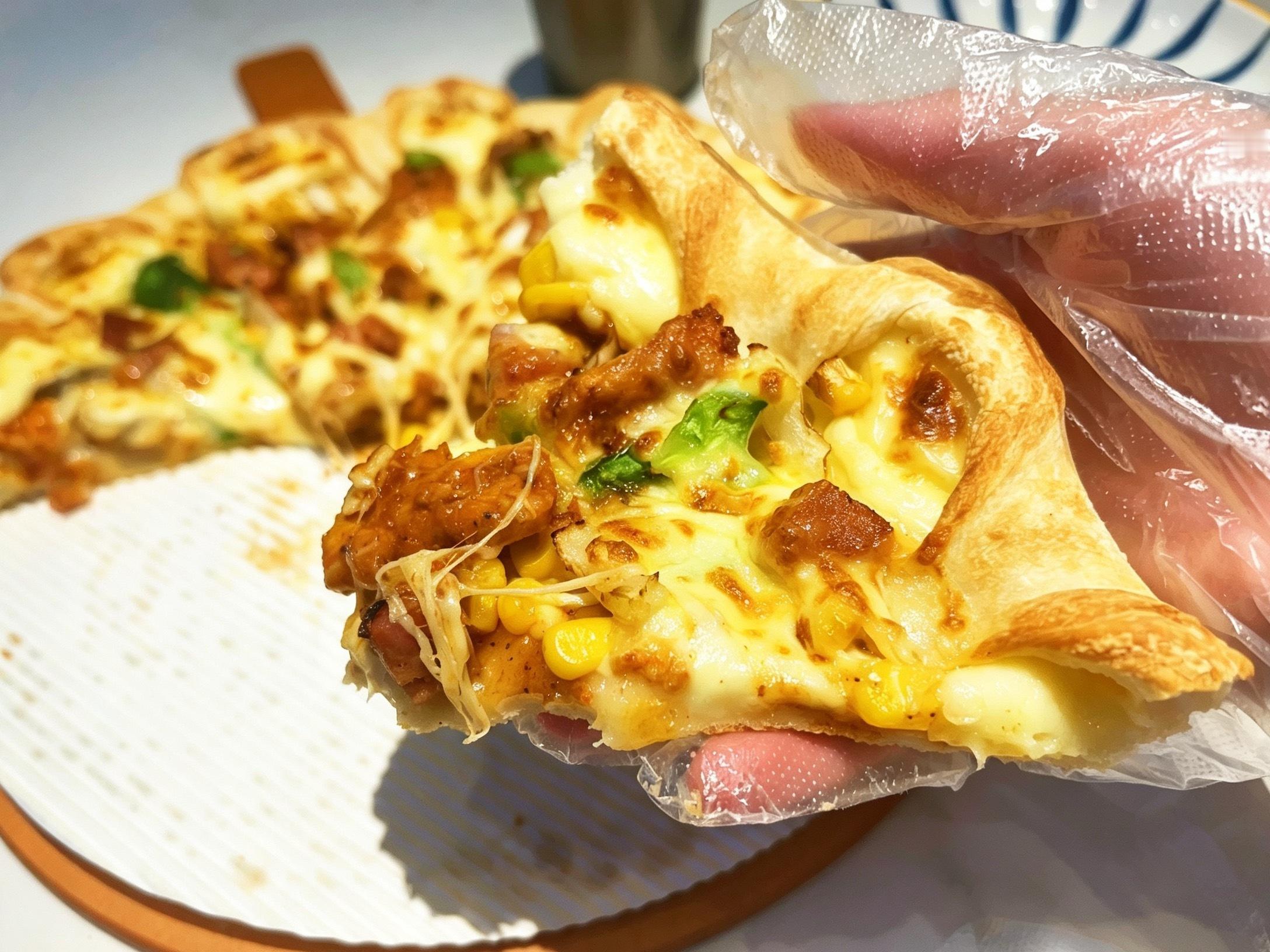 一餐披萨 一镯寄情感谢蔡女士的偏爱ᥫ᭡ ​​​