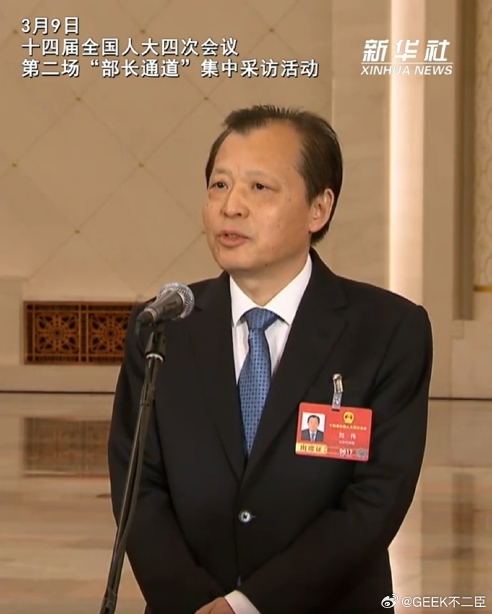 充电找桩难排队长在缓解感觉缓解挺难的，毕竟谁也躲不开集中出行、便宜时段这几个点！