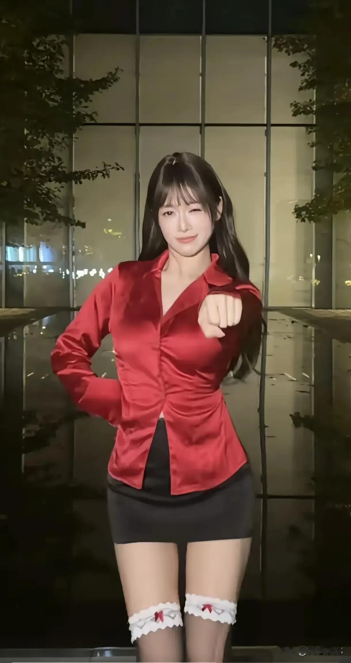 吴柳芳：抖音粉丝少，没流量咋办？
管晨辰：我有一计[灵光一闪]

不是每个运动员