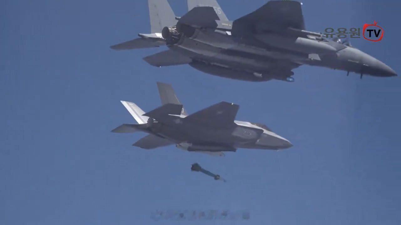 🇰🇷ROKAF F-35A×F-15KGBU-12打击机动目标（另外F-15