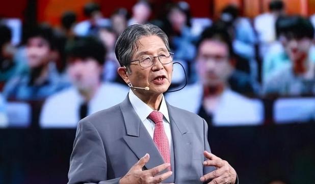 日本要气死了！2021年，日本顶尖科学家藤岛昭，竟带着他们的机密技术，连夜组团投