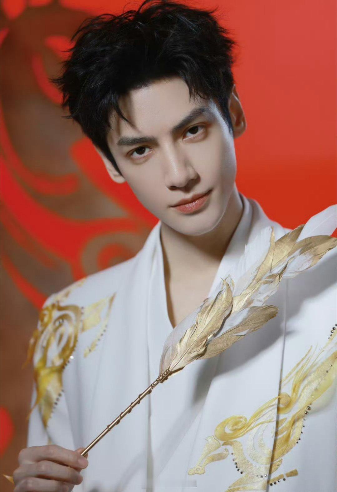 如果让陈都灵和罗云熙这两位来一次二搭的话，你觉得现在内娱有什么本子是比较适合他们