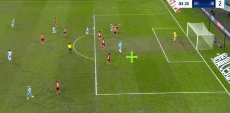 又是世界波！成都蓉城遭绝杀？河南队何超远射破门，1比2了。
成都蓉城麻烦了！恐怕