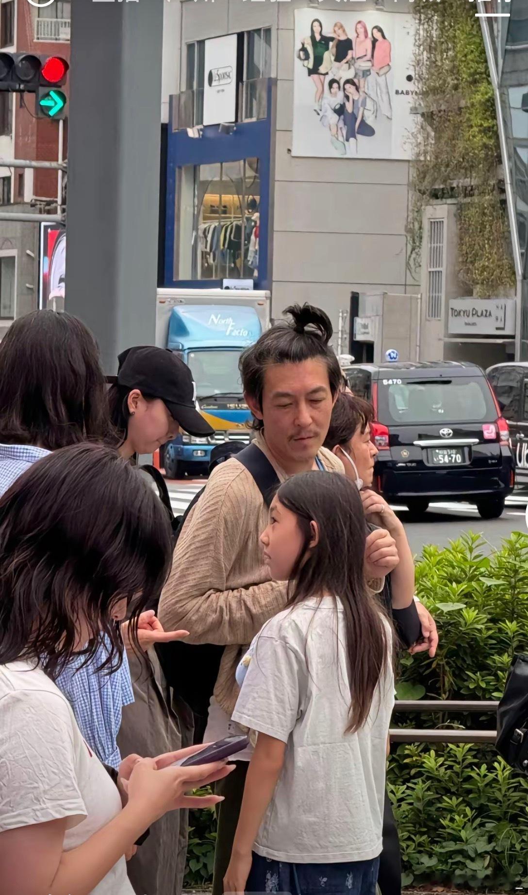 一代人的回忆，连本带希（赵本山&陈冠希）…