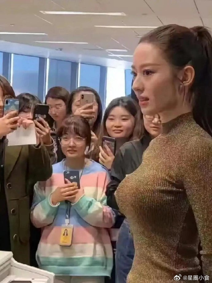 吉娜这到底是真是假啊？ 