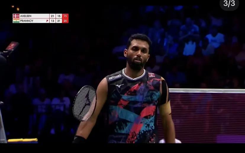 普天王的表现实在是太出色了，展现了他作为天王的本色！在第一局比赛中，尽管球路不合