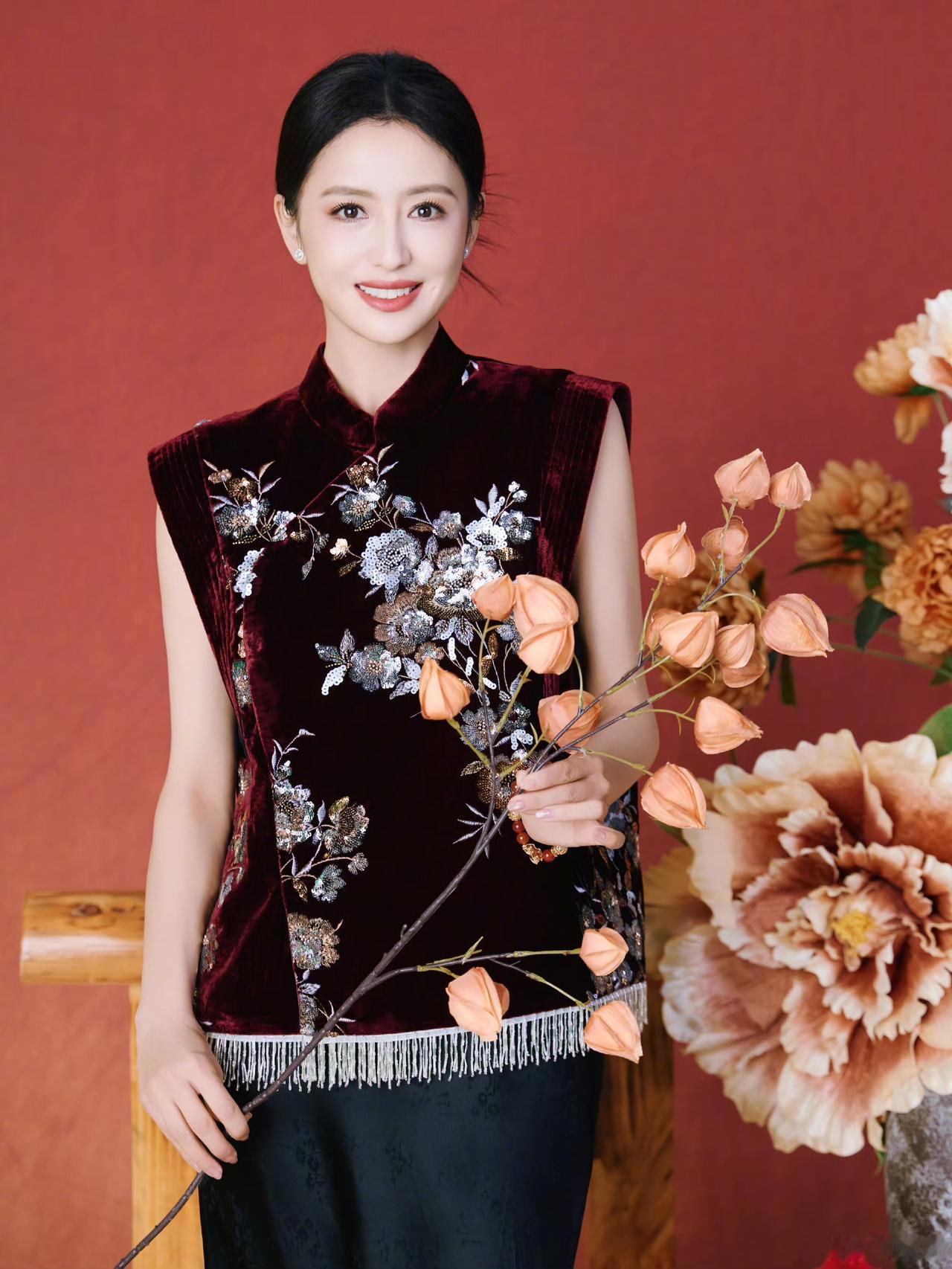 丫丫沉鱼落雁，闭月羞花，美爆了[心]佟丽娅