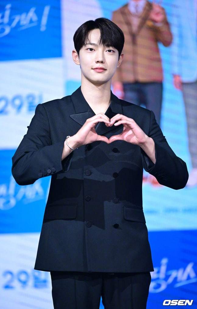 赵俊荣 将出演Netflix新剧Long Vacation ，合作 秋英宇李世荣