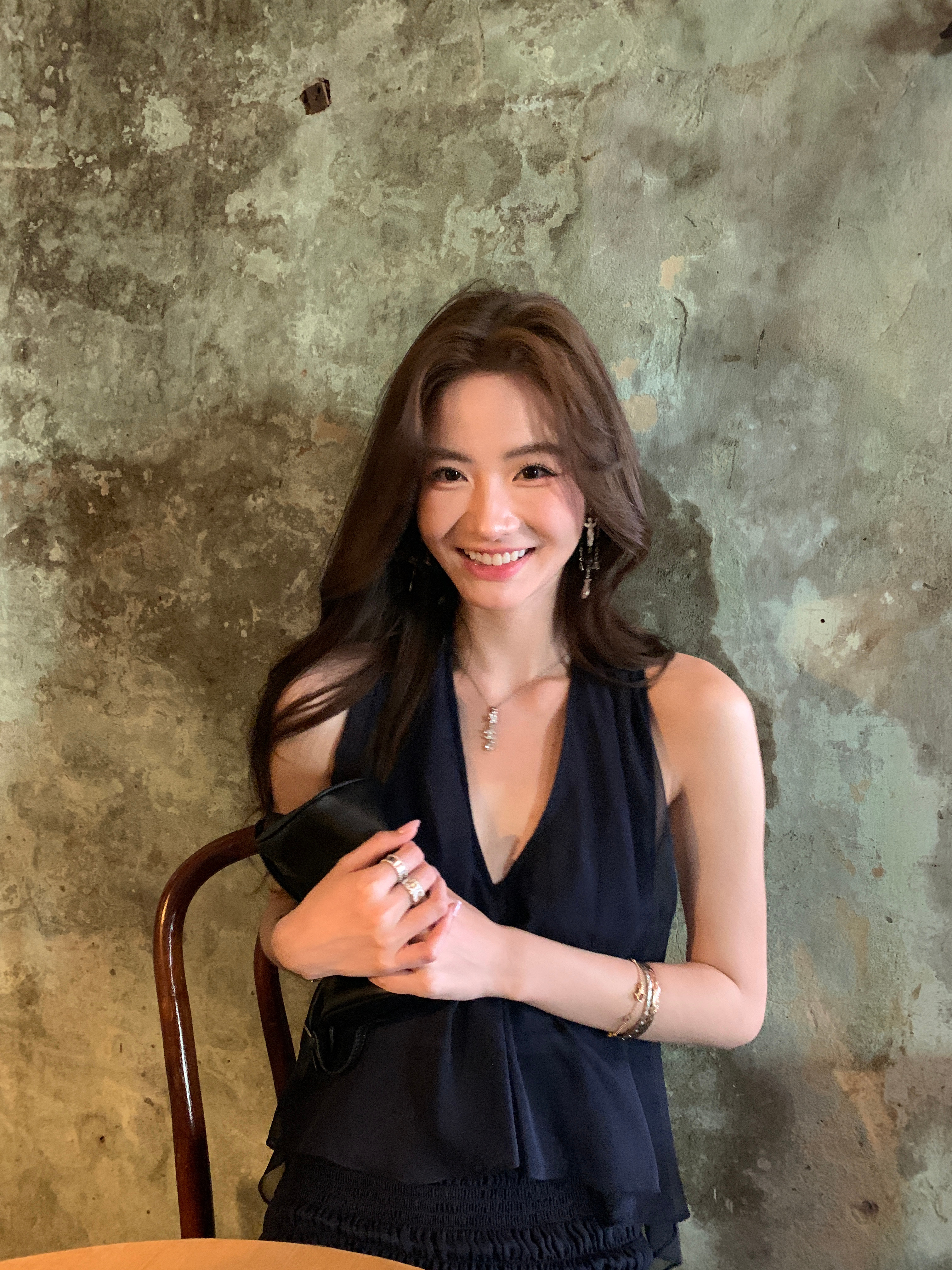 这次dy上新我今天晚上加班弄图 然后两天就可以上新