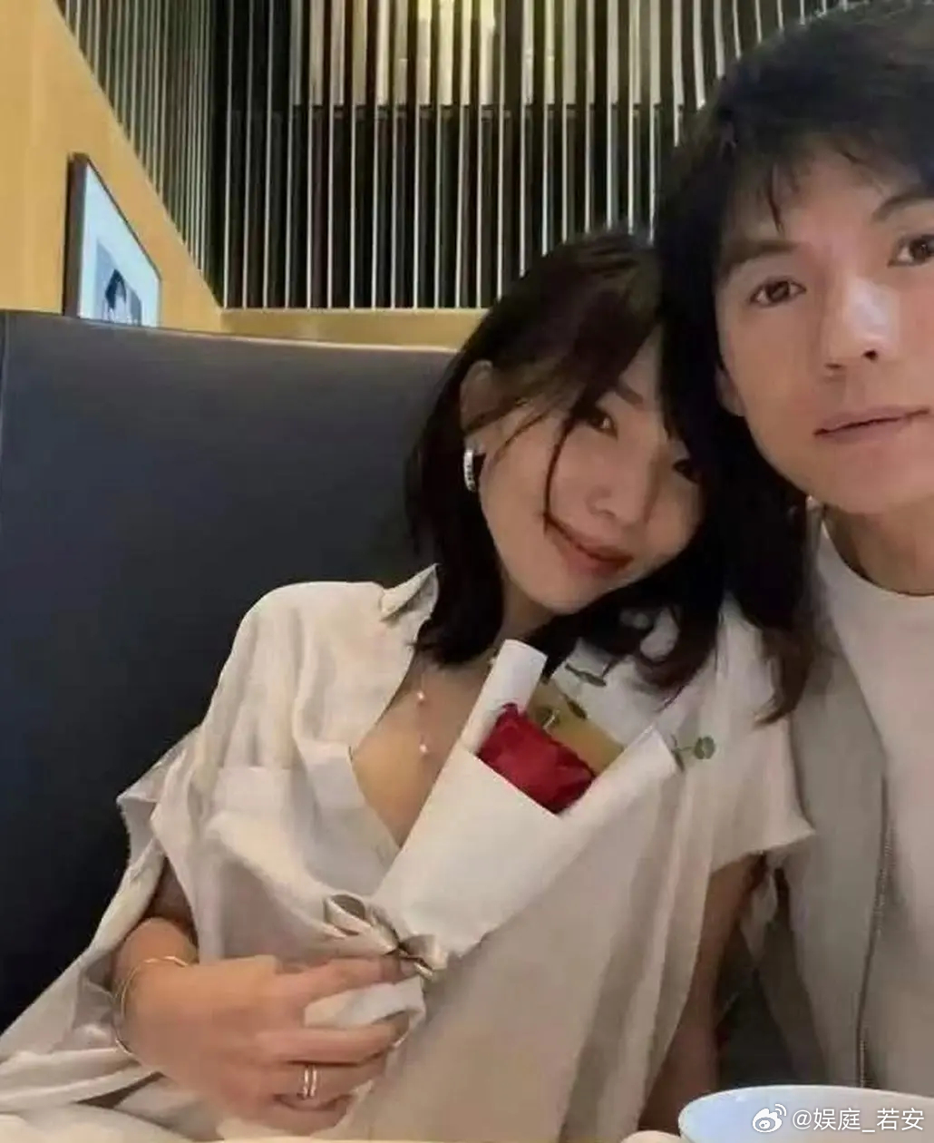 张婉婷发现宋宁峰出轨后，第一时间求助的人居然是董璇，她问董璇自己该怎么办？问董璇