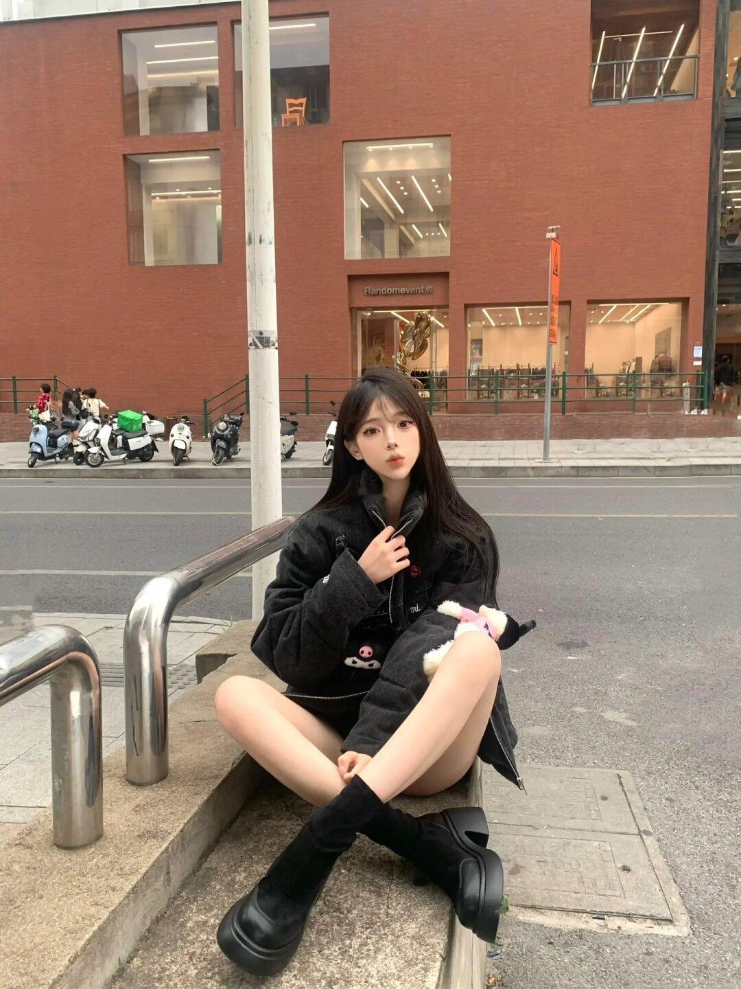 🎼