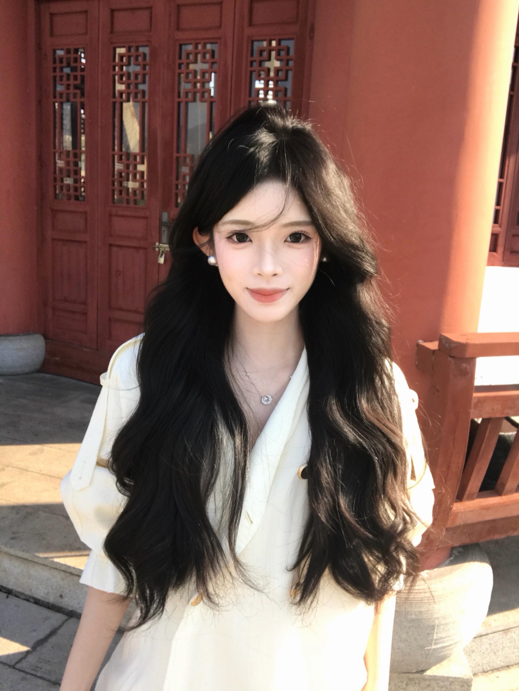 人和人之间的羁绊 早就写在了彼此的第一眼。