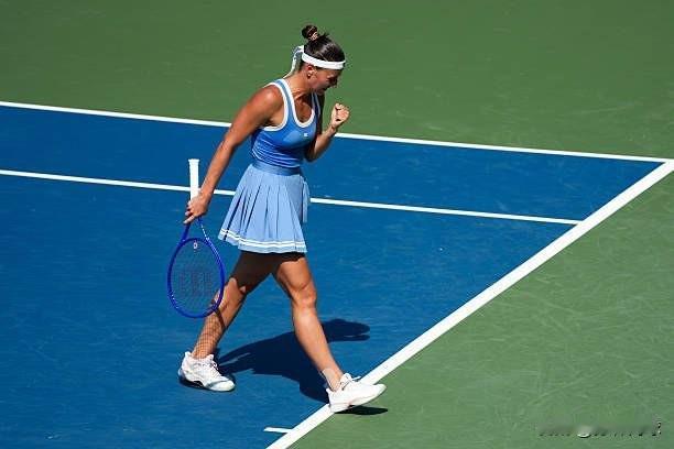 🇺🇦科斯丘克6-3/6-1凯斯🇺🇸
晋级加拿大16强。
将两人交手记录改