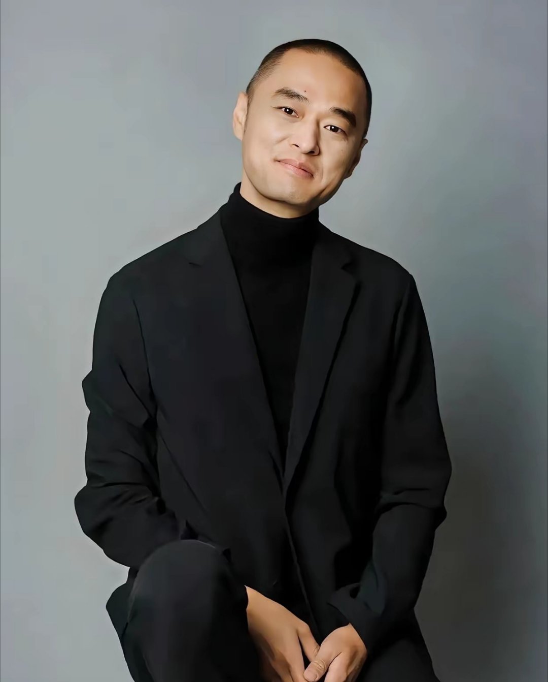 成功学家冯唐：“只有穷人才会痴迷研究技术，只有笨人才会想着把事情做好。底层穷人只