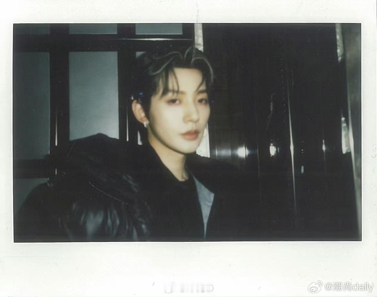 邓为来新浪找灵泉封印  邓为新浪拍立得  很不错 