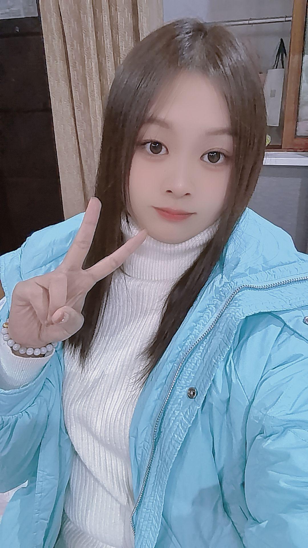 眼泪换不来偏爱，委屈也换不来例外，不用踮起脚尖，爱你的人自会为你弯腰 ...