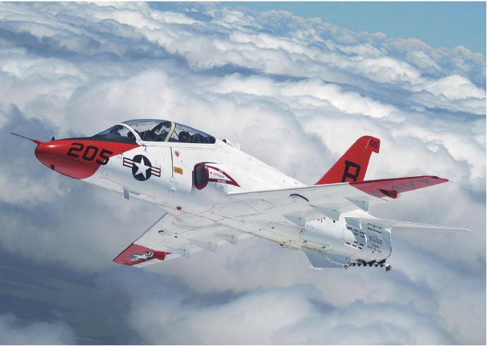 每天认识一件兵器 T-45“苍鹰”教练机［美］机长：11.99米翼展：9.39米