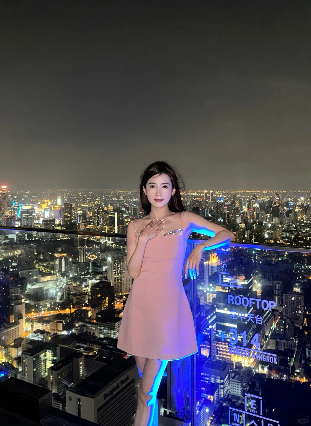 🇹🇭在曼谷王权大厦78楼露天sky bar lobby🛗直上74...