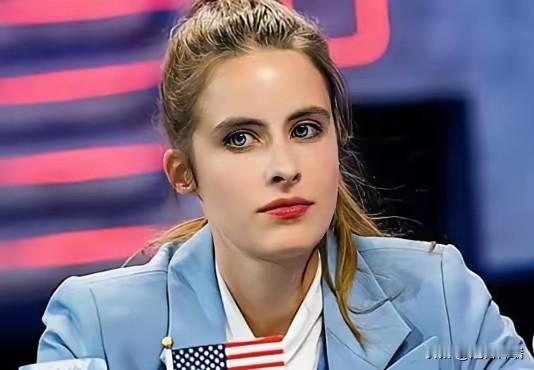“不让我去中国找他，我就终身不嫁！”2021年，一位年轻貌美的美国女学霸不顾父母
