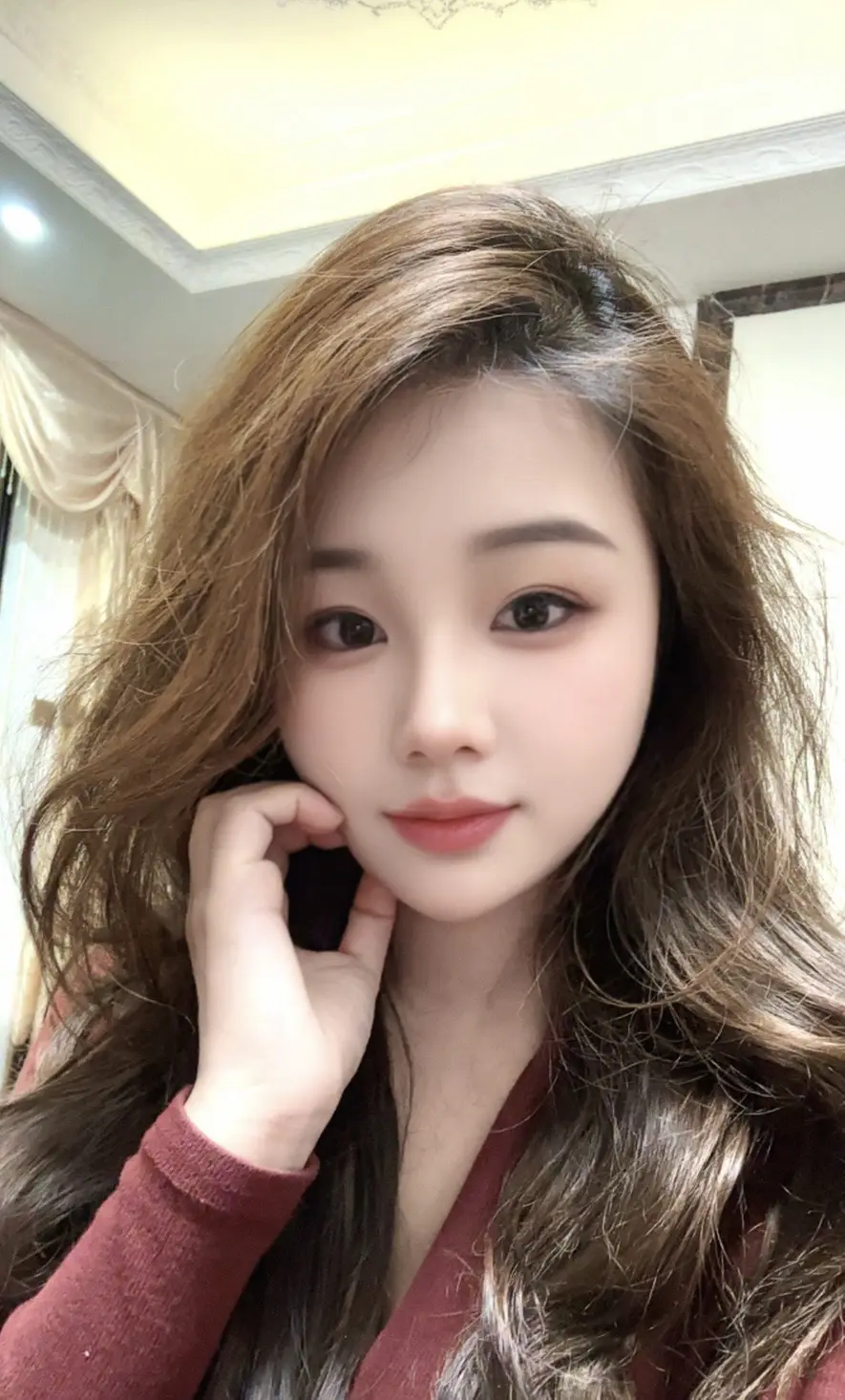 今年好好干，争取买条碎花裙，也感受一下polo衫的深情