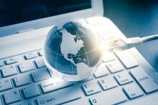 自本轮美伊冲突爆发以来，伊朗官方对国内媒体展开了前所未有的管控，甚至不惜暴力切断