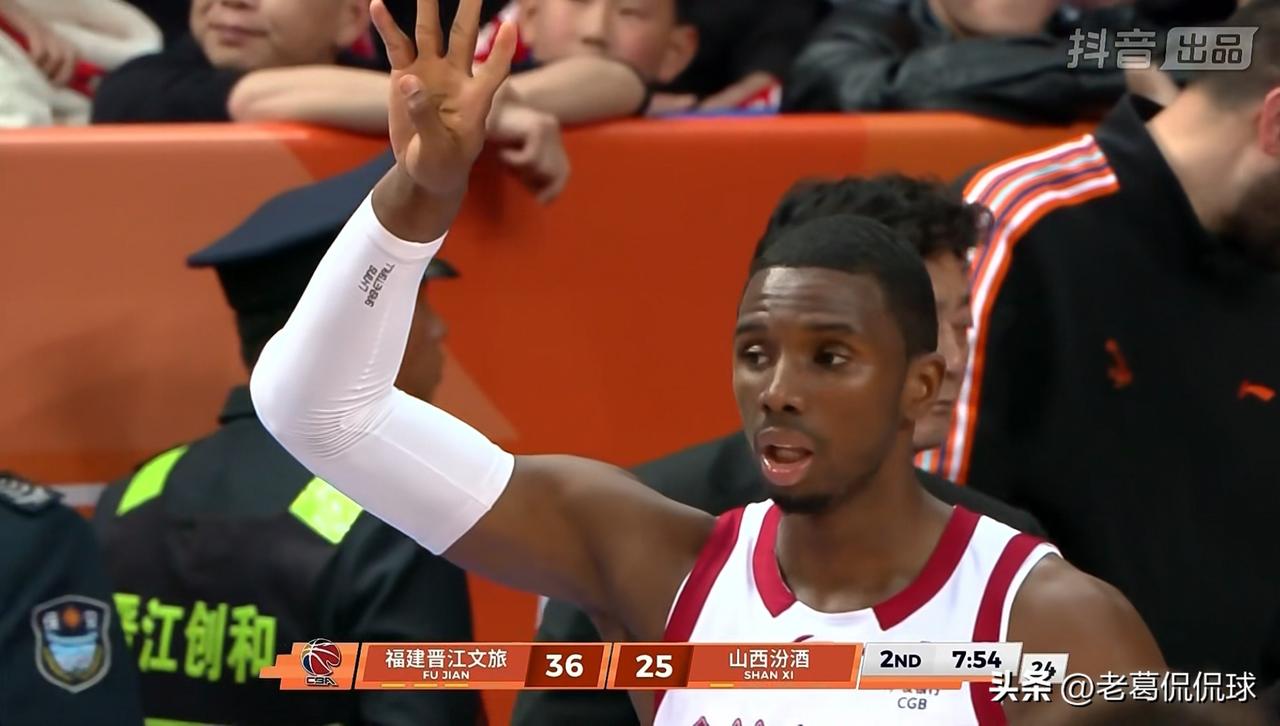 山西汾酒外援迪亚洛真是忒全能了！在今天山西汾酒客场以100：98险胜福建晋江文旅