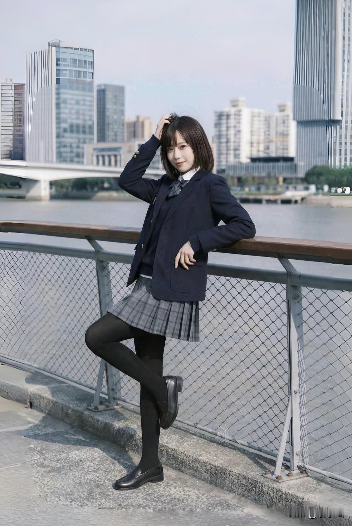 分享秋冬穿搭 JK配厚黑简直绝绝子。jk春日穿搭 jk冬天穿搭