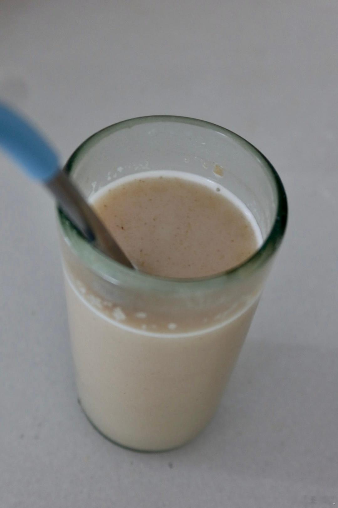 抗炎饮食day116✅少吃红肉多吃鱼早餐：陈皮梨水冲山药粉午餐：清炒西蓝花🥦、