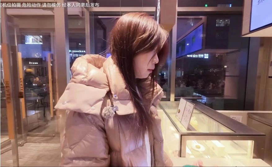 体验机车后座——185小姐姐@423 #机车# #张雪500