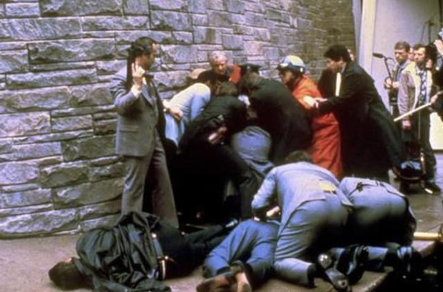 里根遇刺后，唯一冲上去帮他挡子弹的特工，为何事后说不是自愿的？

特勤局的训练手