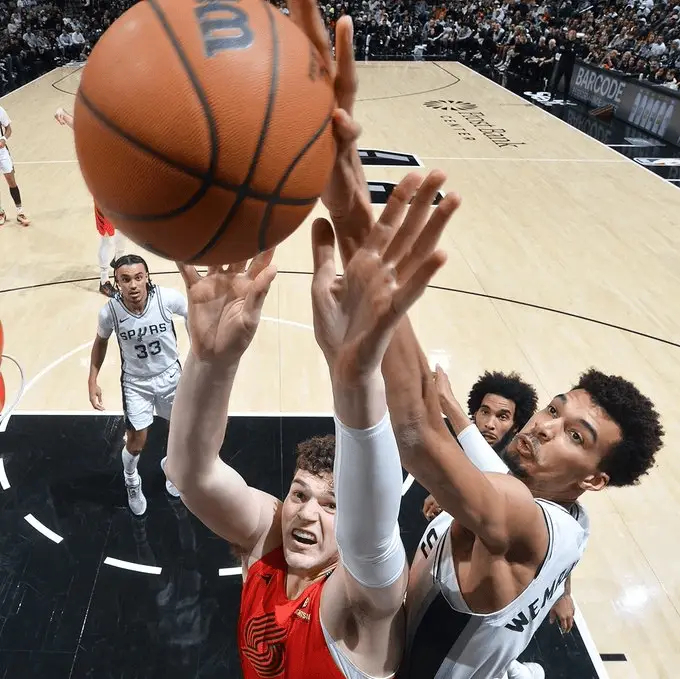 马刺   NBA Retweet更新动态，晒出过去三个赛季盖帽总数排名与球迷分享