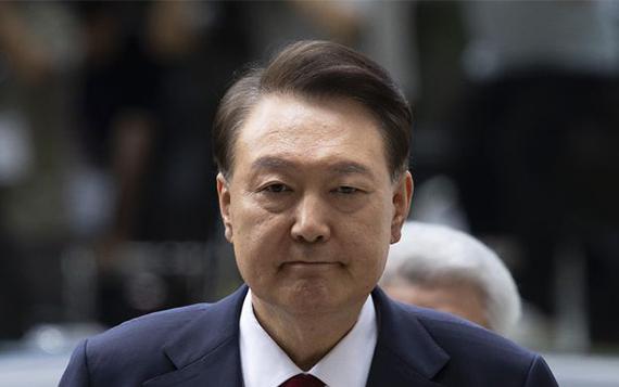 首尔中央地方法院判决尹锡悦妨碍逮捕等各项嫌疑罪名成立，一审宣判监禁5年！