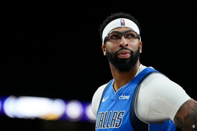 独行侠vs火箭前瞻：双方背靠背，火箭欲在客场收获三连胜12月6日讯 明日，NBA