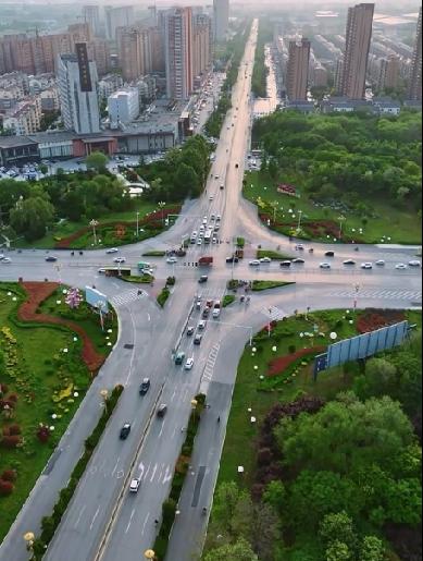 曹县北环岛
此处是青菏路和长江路交汇处