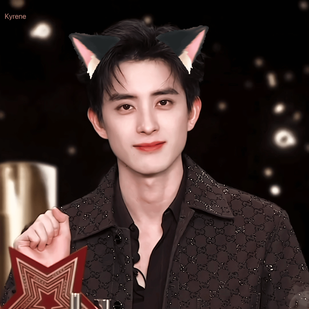 敖瑞鹏 直播截图！这权威的脸，咱内娱现偶吃得真好！ 