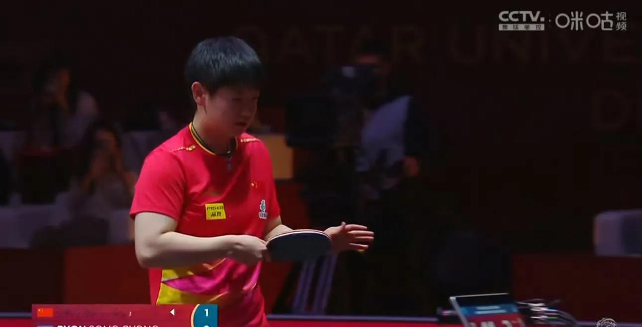 第一局11-2[笑哭]！
第一局孙颖莎🇨🇳11-2先胜边松景🇰🇵 ​​​