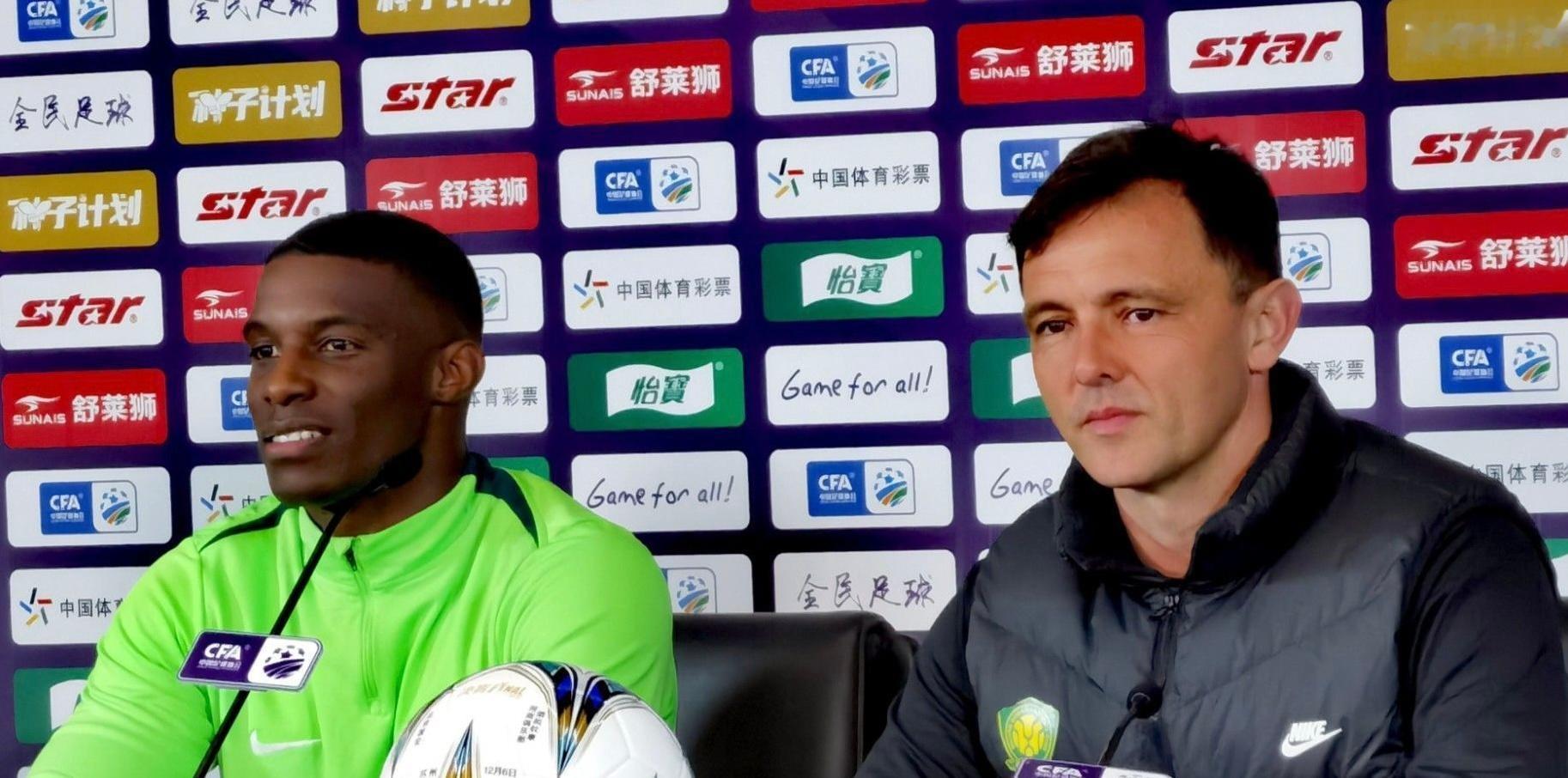 2025年中国足协杯决赛将于明晚19:00在苏州奥体中心举行，赛前，国安代理主帅