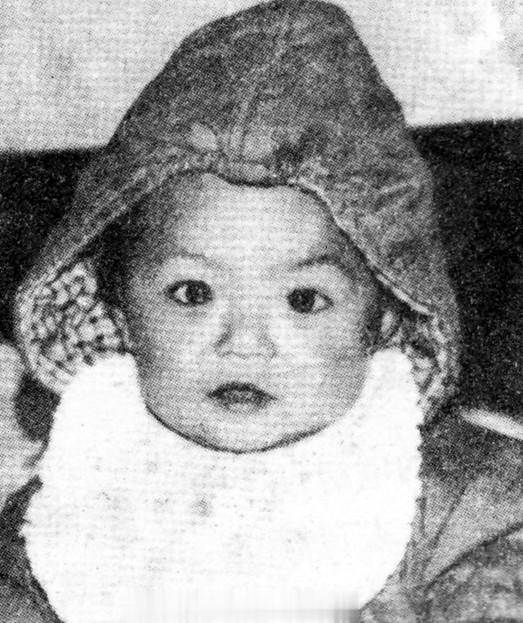 #電影傳說扫描# 图一 图二 儿童时期的叶子楣 ​​​