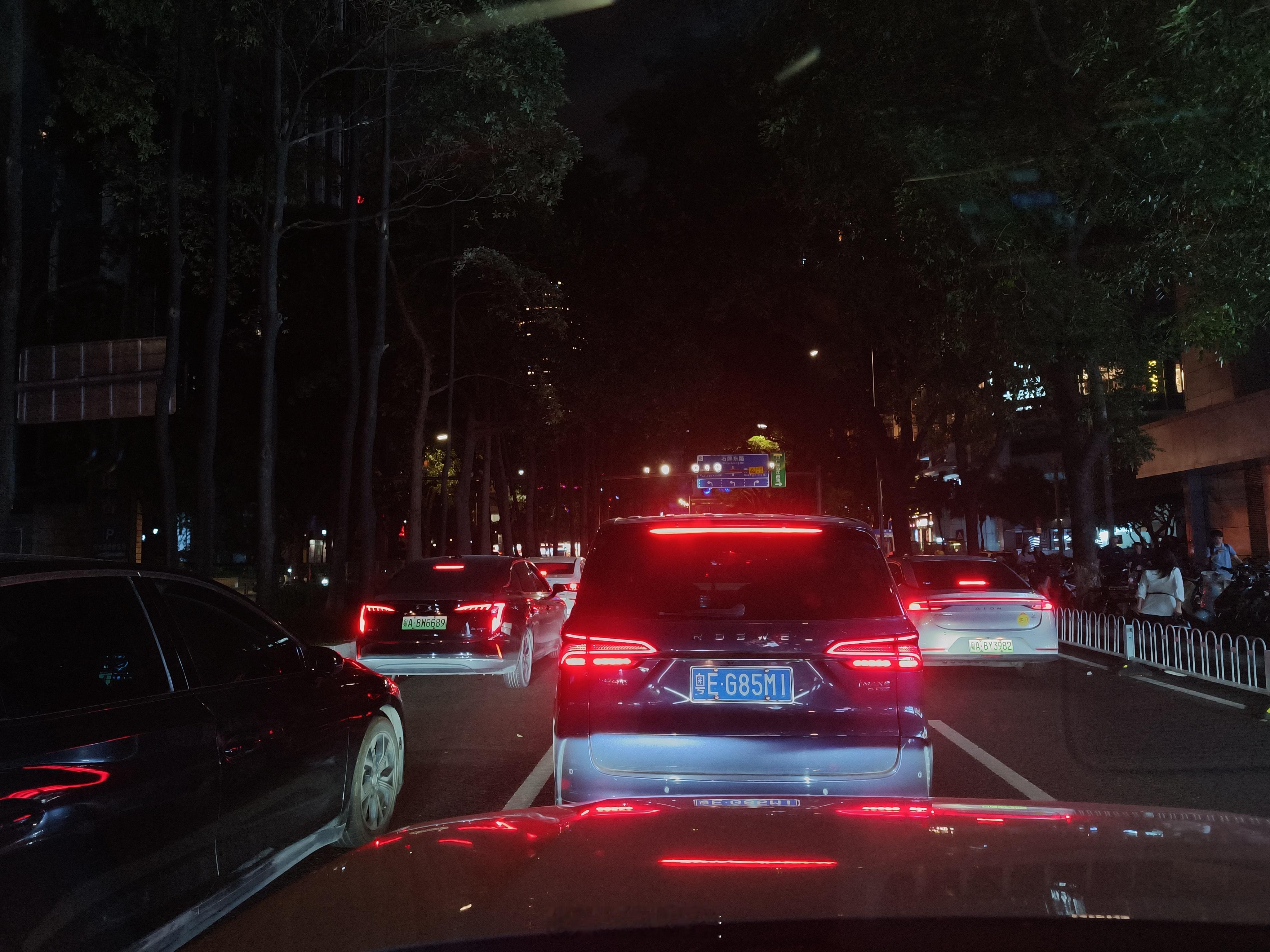 欢乐的时光过得特别快，离开深圳四天，又要回去“战斗”啦。 ​​​