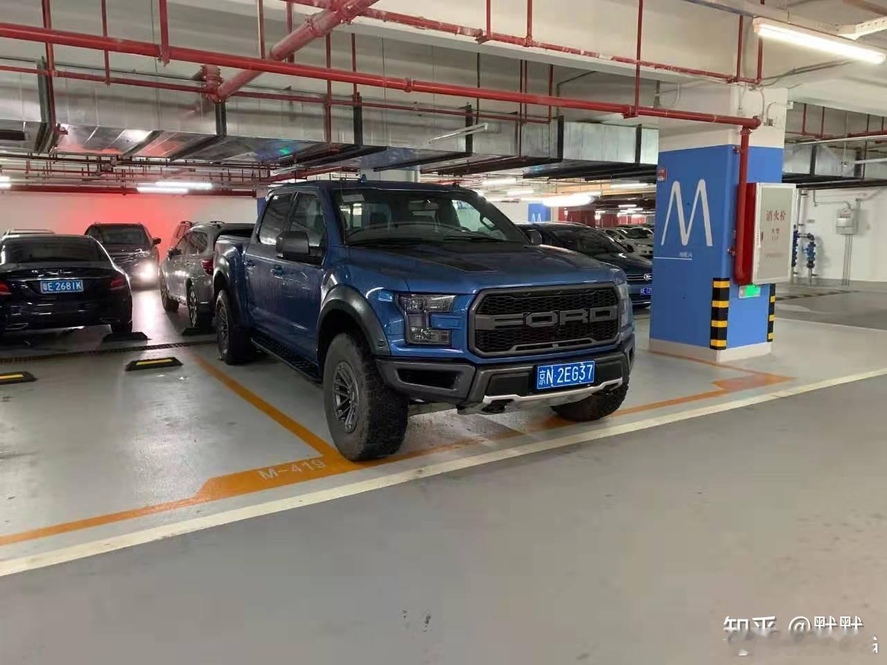 说一下越来越紧张的小区车位，未来大车越来越多，这方面产生的矛盾会越来越大。我参与