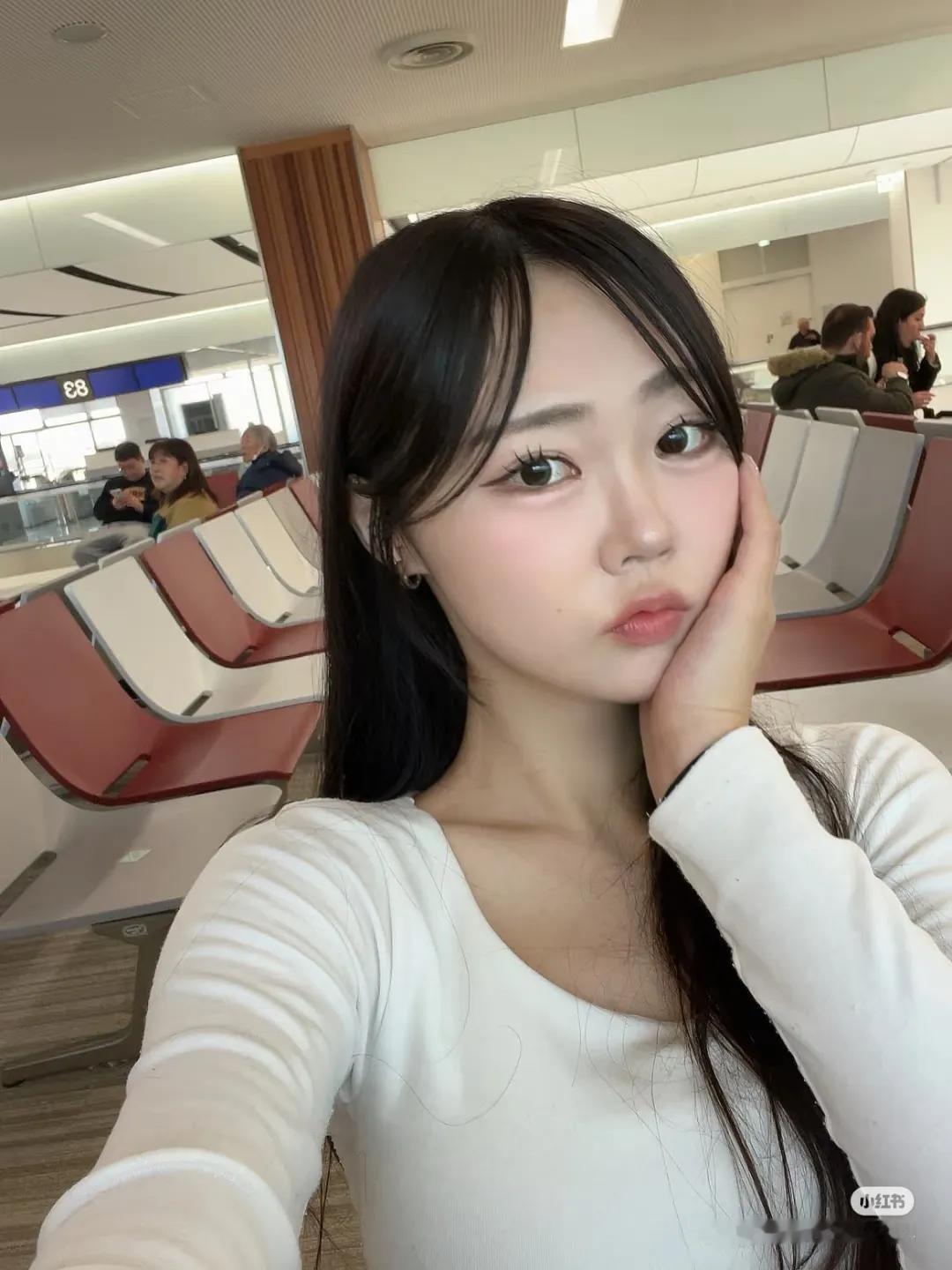 发优质内容享分成话说日本近几年就推出了许多颜值和气质都相当不错的新晋博主，而亚海