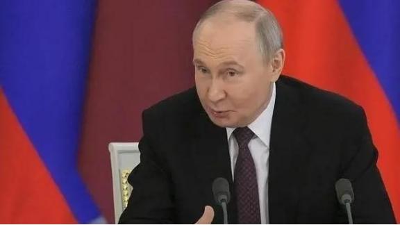 难怪普京一点都不着急：曾经中美都闹成这样了，俄方终于说了句大实话。中美关税战进行