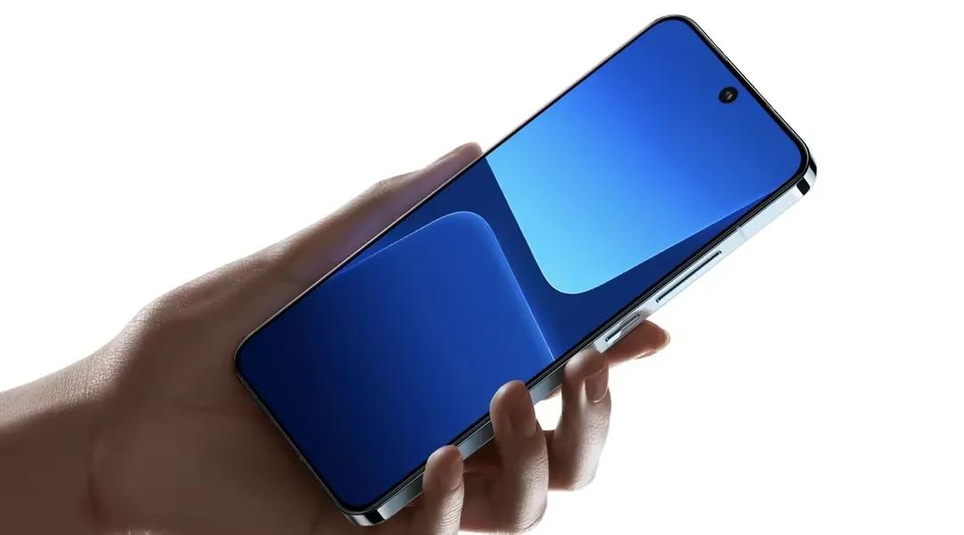 小米11系列卖了700万台左右，小米8系列卖了1000万台左右，小米14系列这次