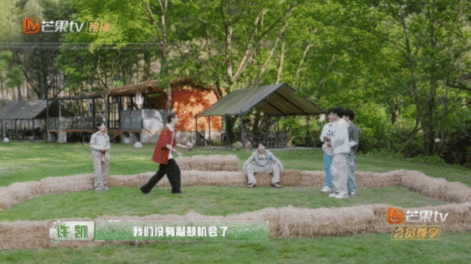 陈哲远在芒果的笑料一直在叠加密室大逃脱夏日追剧滤镜全部破碎，密逃里各种小糗事接连