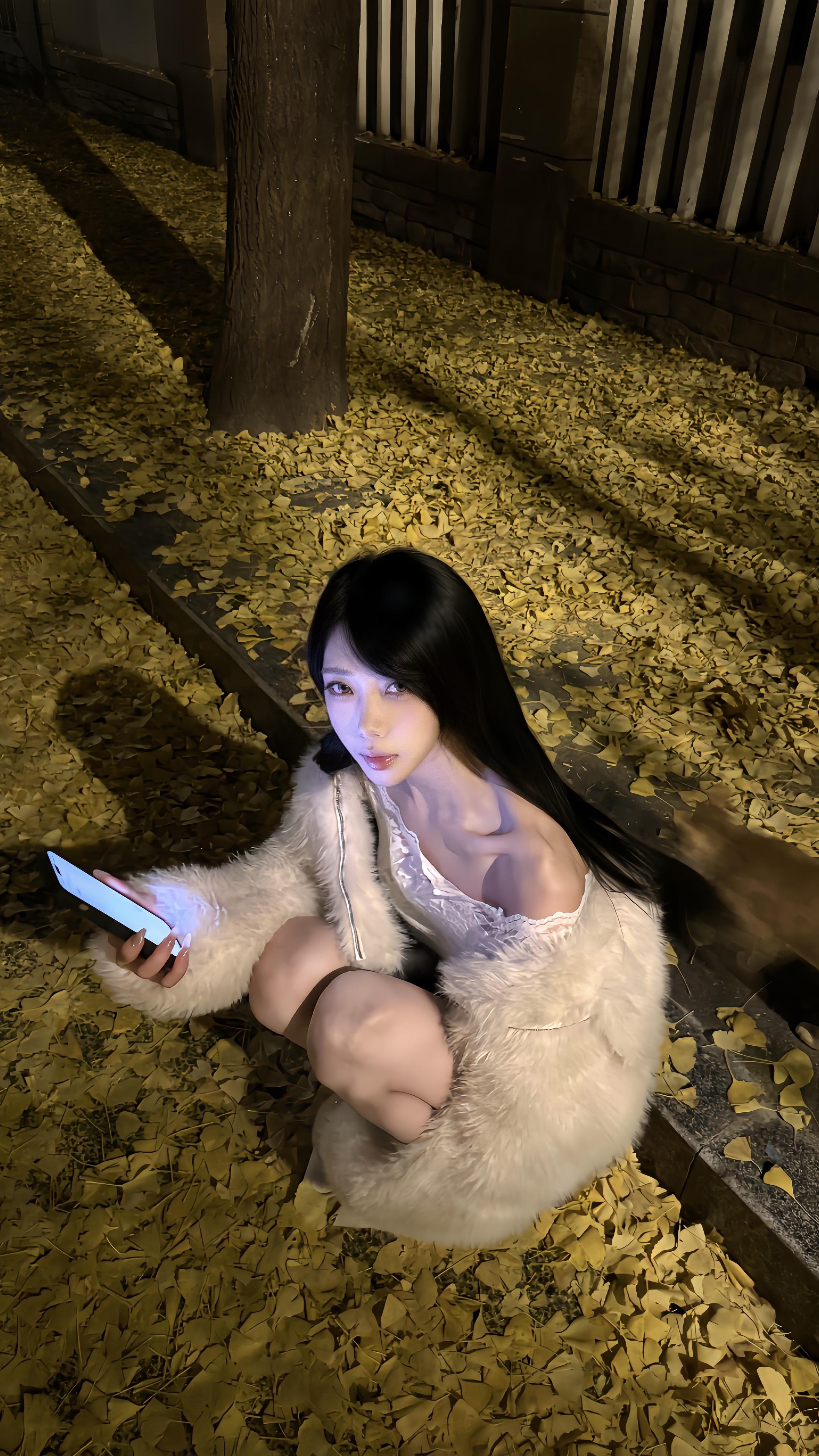人总是喜欢反季节的东西 就像幸福后知后觉